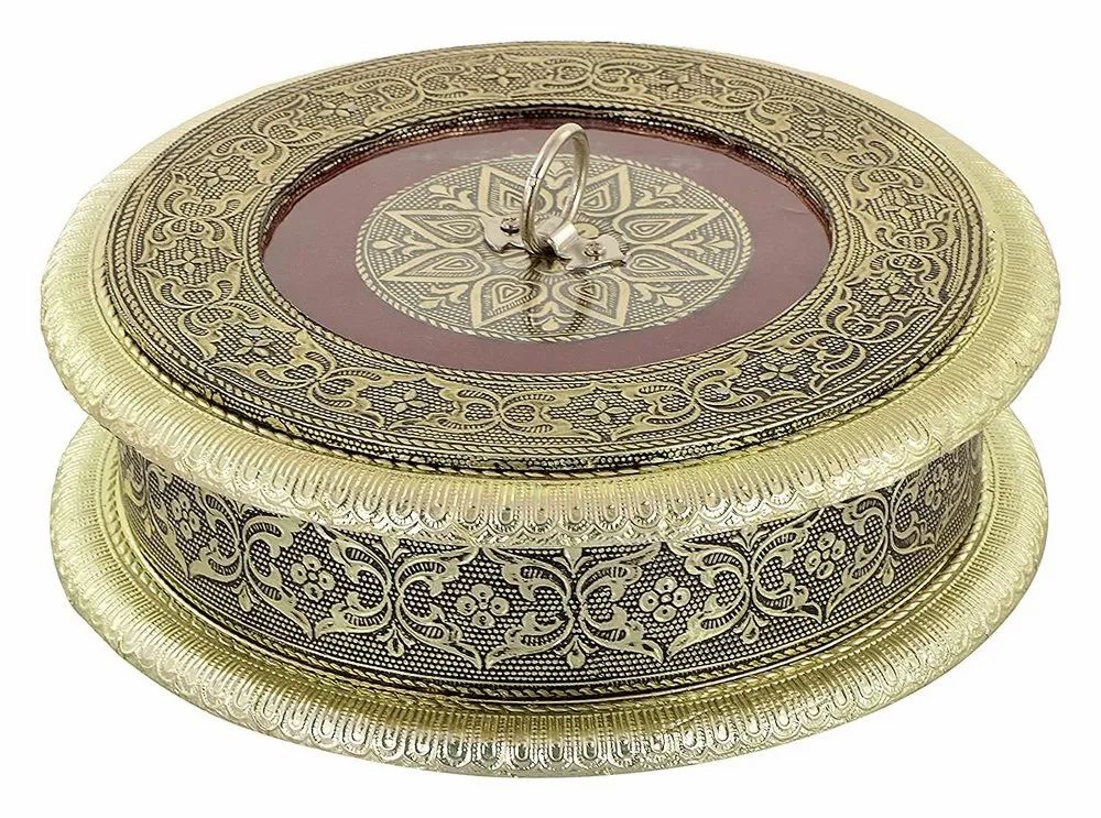 Decorative Wooden Golden Oxidized Square 4 Section Empty Dry Fruit Box ( Round Golden , 20 (L) x 20 (W) x 5 (H) cm )