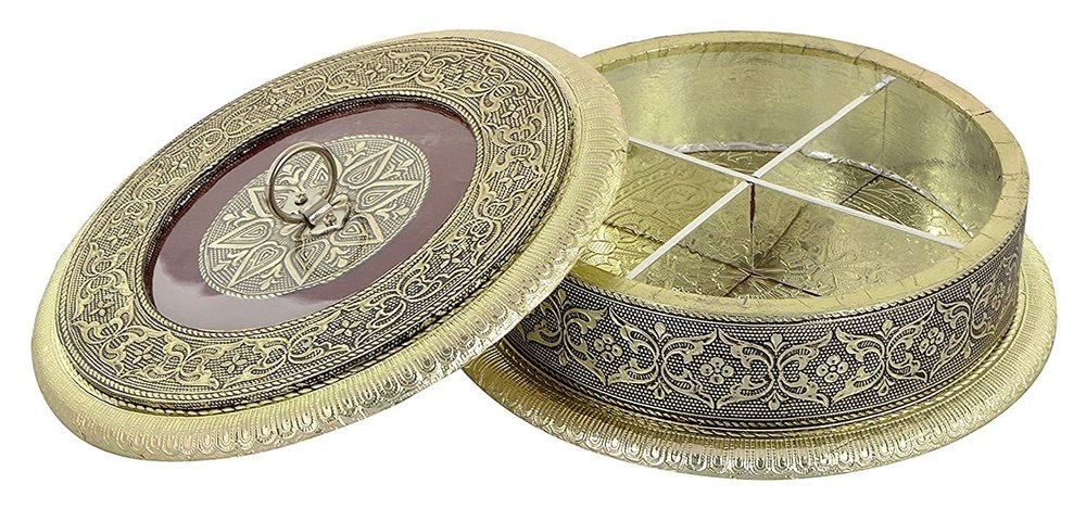 Decorative Wooden Golden Oxidized Square 4 Section Empty Dry Fruit Box ( Round Golden , 20 (L) x 20 (W) x 5 (H) cm )