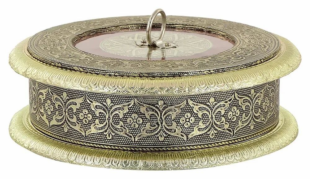 Decorative Wooden Golden Oxidized Square 4 Section Empty Dry Fruit Box ( Round Golden , 20 (L) x 20 (W) x 5 (H) cm )